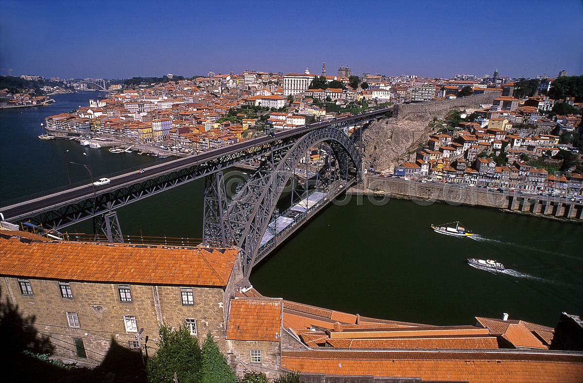 Porto, Portugal
(cod:Portugal 10)